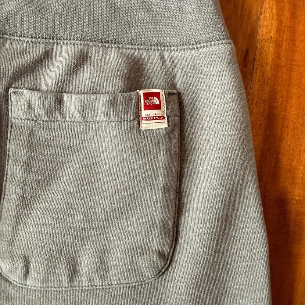 The North Face Men's Gray 